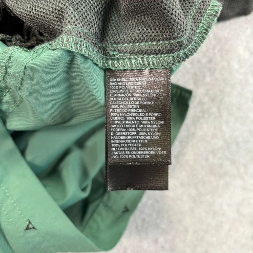 The North Face Shorts Mens XL Green Tent Print Nylon Mesh Lined‎ NF0A2UNJ